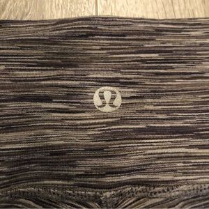 Lululemon Gray Cropped Legging Size 8